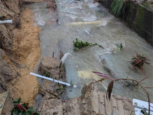 米昔拉州议员拿督安丹苏拉敦促政府，尽快落实建设耗资2500万令吉的阿罗拉当新桥梁