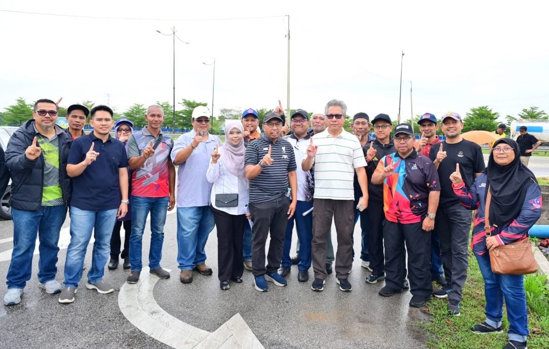 东：已签发：英迪拉森布娜花园排水系统及水患问题，有望获得解决。