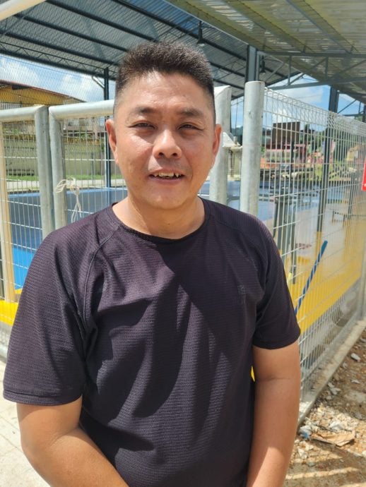 东:已签发:蒲莱新村水月宫成功获得非伊斯兰宗教场所拨款14万1900令吉,用于翻新食堂屋顶及铺平庙宇后方空地,以兴建多功能礼堂,