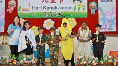 日利谷华小另类儿童节  孙悟空 财神爷 来凑热闹