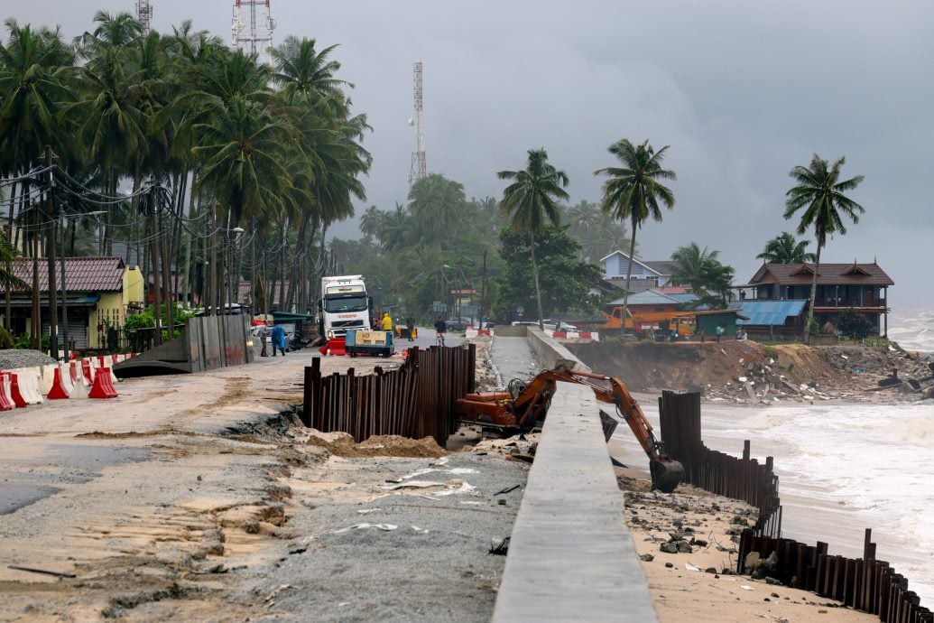东：甘榜峇都拉吉沿海路段受侵蚀再度受损 