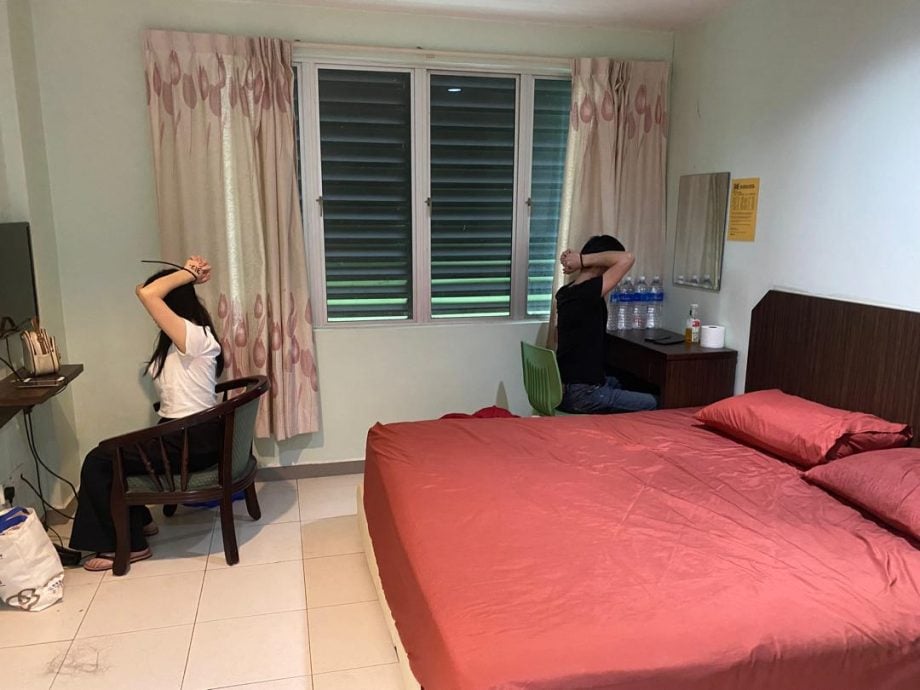 东:警察侦破隐藏酒店内的诈骗大本营逮捕8名中国人