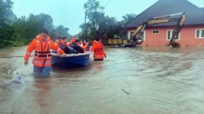 启用20临时疏散中心  登6县852灾民疏散