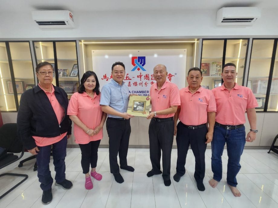 东:马中总商会商界委员会主席拿督刘威泽:加强中央与分会联系 促进合作共赢发展