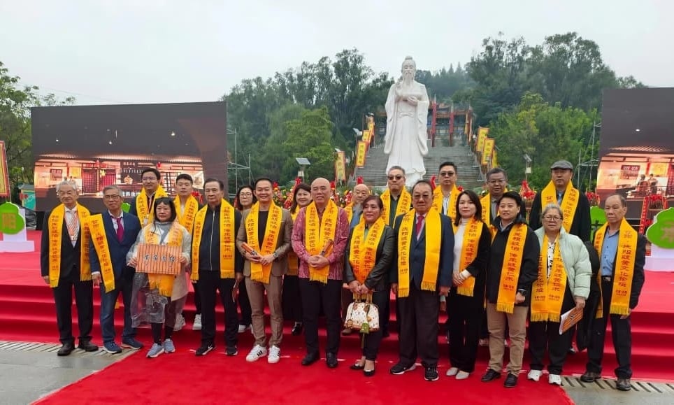 东：（东版已刊登，希望刊在大都会）加影拟与庆阳结为姐妹市，促进贸易、科技与文化交流