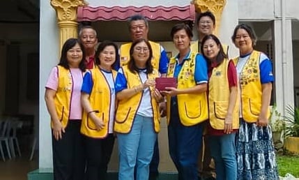 东:(已签发) 文冬狮子会捐血和健康检查