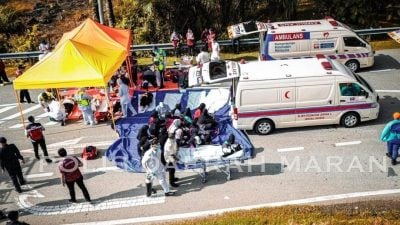 马兰3车连环撞1死29人伤演习 画面逼真