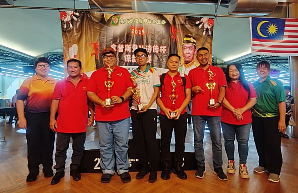 东:(已签发)东彭华校教师公会办拿督斯里孙诗传杯保龄球赛 促进教师情谊与健康意识