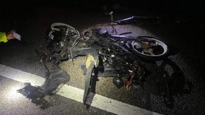 2摩托车迎面猛撞 骑士1死1重伤