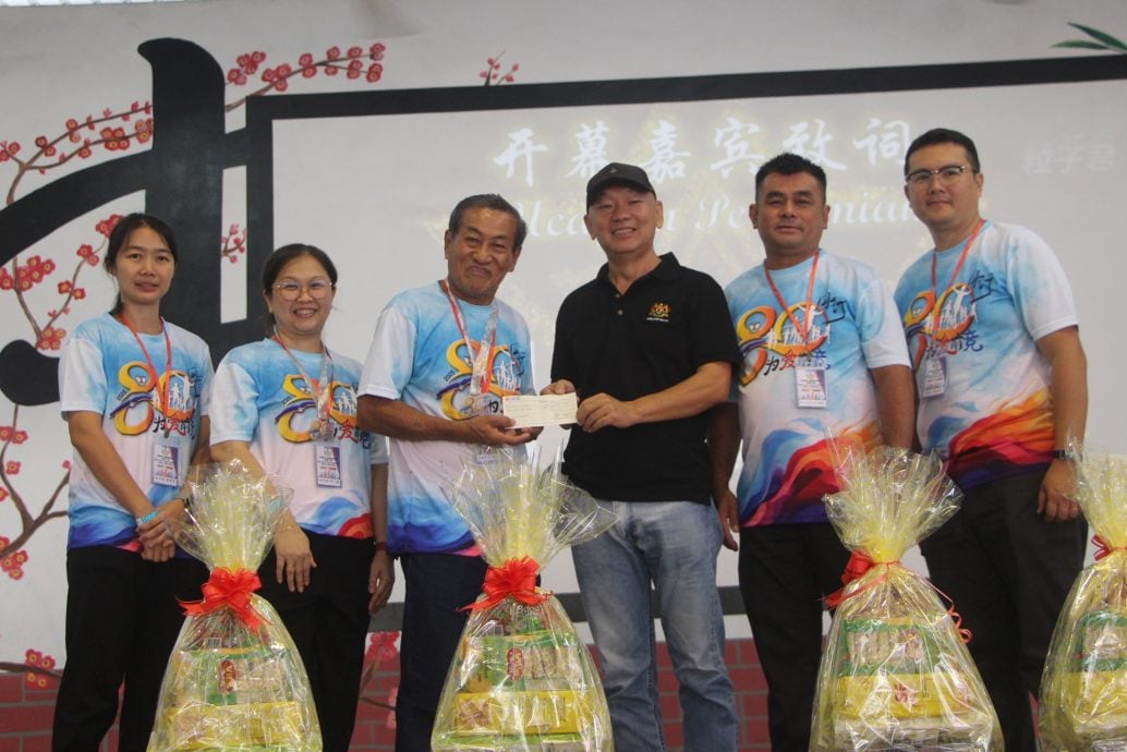 东：（已签发）中竞华小全民义走反应热烈，500人参与筹款破8万目标