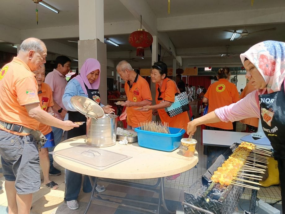 东:(已签发)关丹华团安老院举办集体生日会 温情满溢庆长者之乐