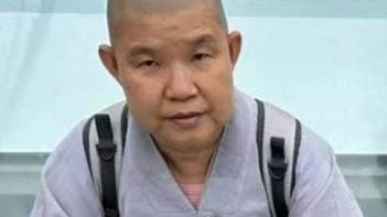 彭亨佛教会庆观音诞 普翔法师领众诵经礼佛