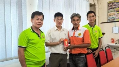 彭亨李氏联宗会   首位考获5A会员子女入会