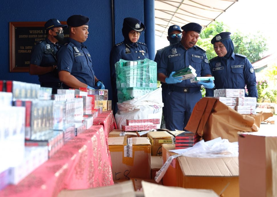 东：（已签发）彭关税局破获逃税香烟分销集团 起获逾158万支香烟 总值逾162万令吉