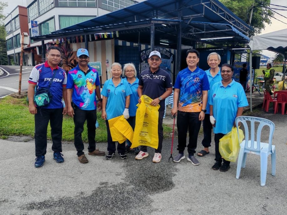 东：（已签发）文冬景美坊睦邻计划大扫除 加强居民团结