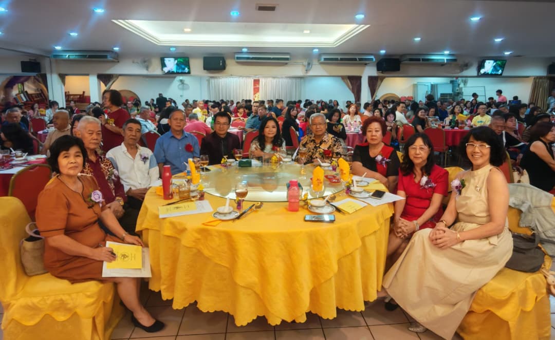 东：（已签发）歌韵飞扬交流赛 7歌唱团体交流歌艺 韵律歌友会夺组合冠军 