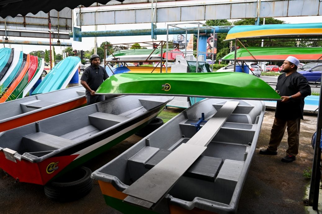 东：（已签发）水灾来临 船艇业者做好准备