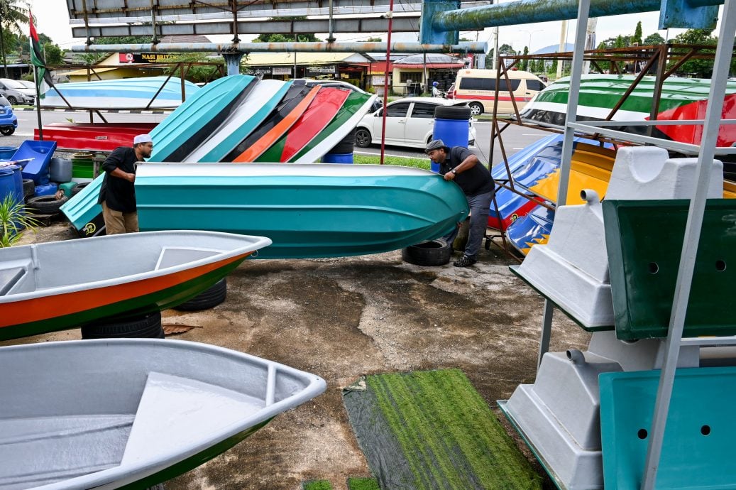 东：（已签发）水灾来临 船艇业者做好准备