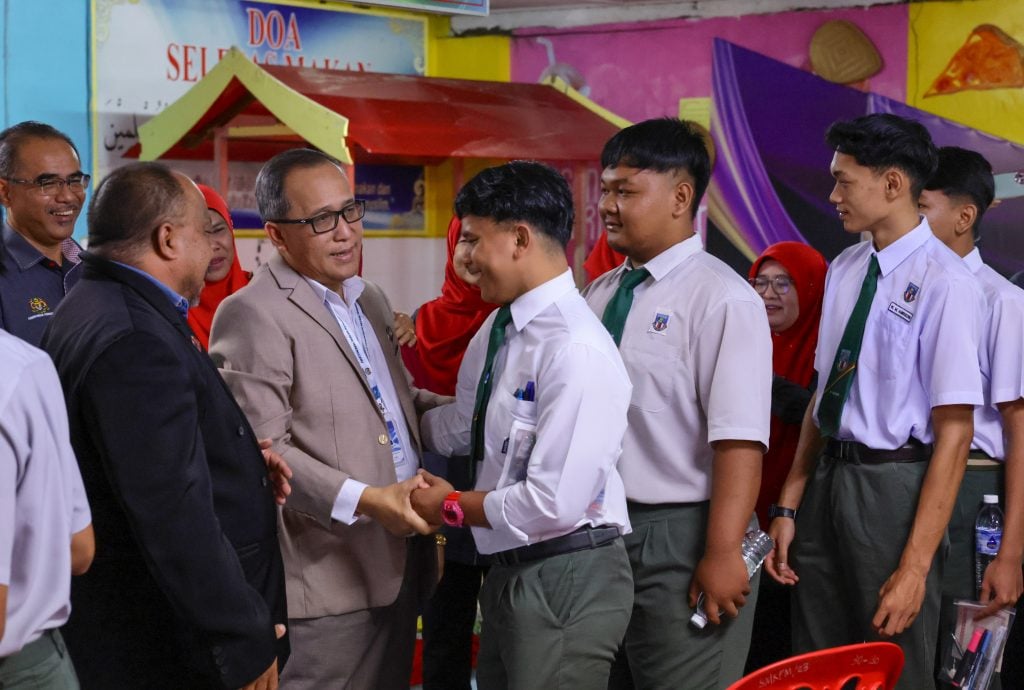 东:(已签发)登州33考试中心列水灾风险地点