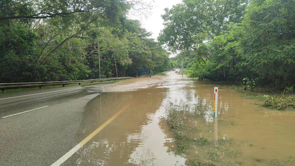 东：（已签发）积水消退大半，立卑路开放通行