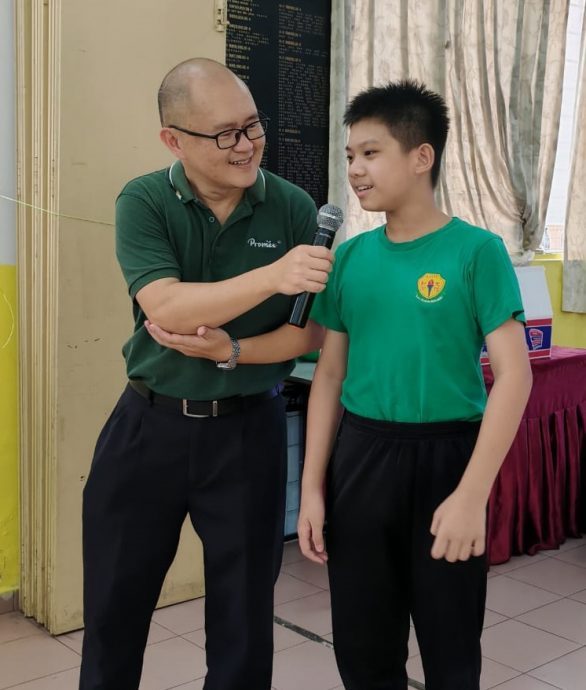 东：（已签发）通过阅报激发学生的学习兴趣 增强写作能力