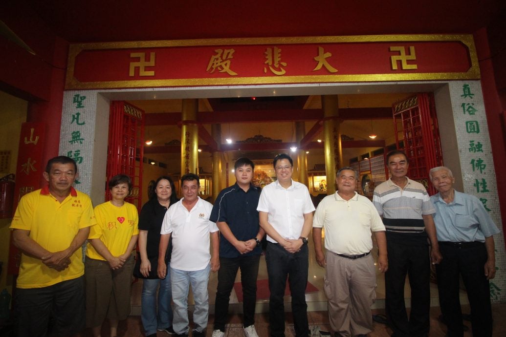 东:(已签发)邹宇晖:喝酒是华人传统文化,唐诗宋词是酒后创作