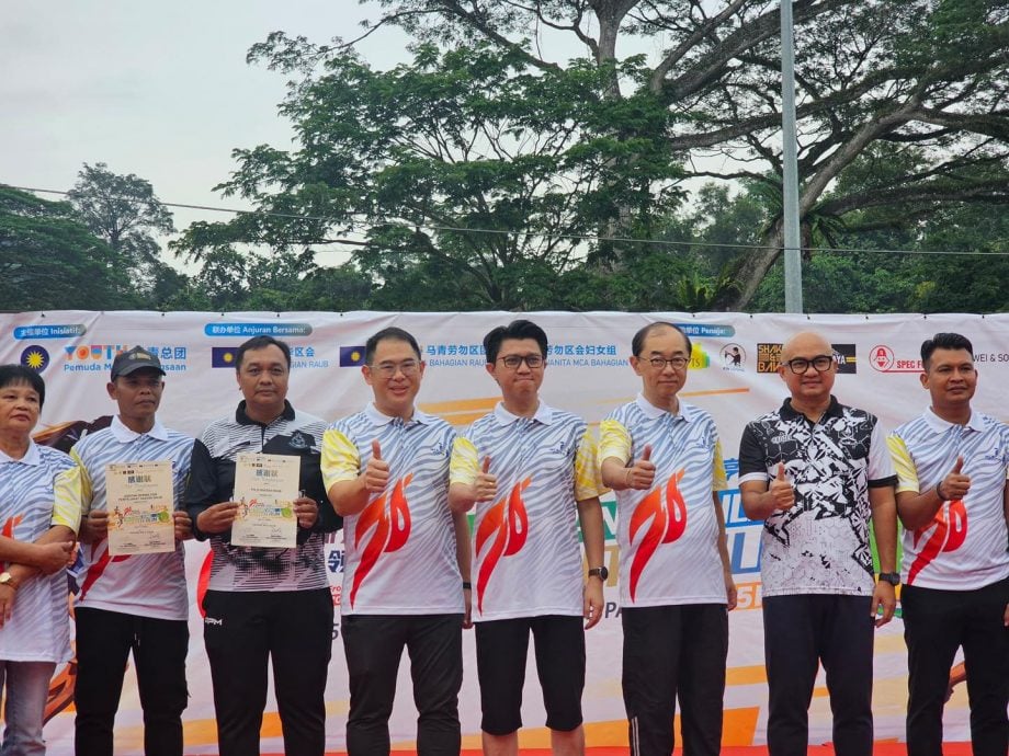 东：（已签发）马青70周年全国Youth Run劳勿站，逾千名各族市民参与