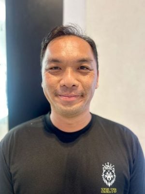 东:(未签发):雨水充足,阳光明媚,今季榴梿又大又圆