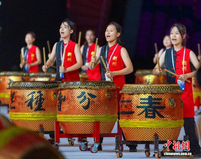 中全运会揭幕AI结合岭南文化 二十四节令鼓首登中国囯家级大舞台
