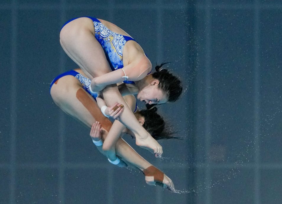 中国全运会| 主场无缘女双人10米台摸牌  全红婵主动揽责