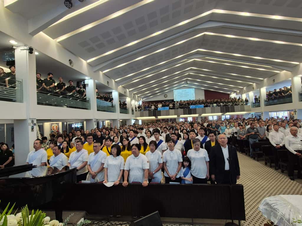 丹斯里张晓卿举殡|缅怀丰富多彩一生 近1500人出席追思礼