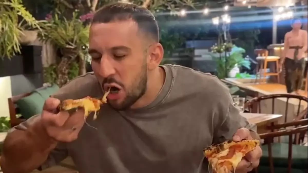 为推减肥课先暴食增重 30岁健身网红睡梦中猝死！