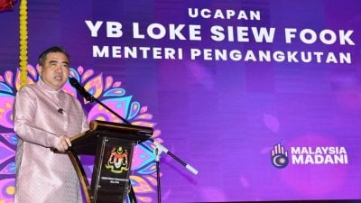 陆兆福：互监督系安全带  交部须以身作则