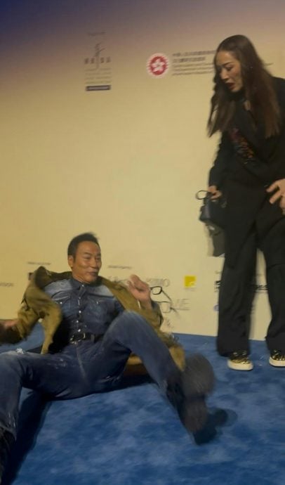 任达华不慎绊倒变“动作戏” 70岁身手惊艳全场