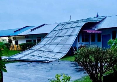 “森亚尔”破坏力惊人，波县多所学校建筑物遭暴风来袭