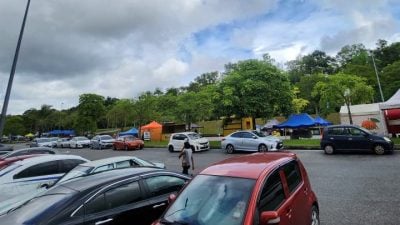 市政厅提议再扩大征收停车费 市长与市议员掀舌战