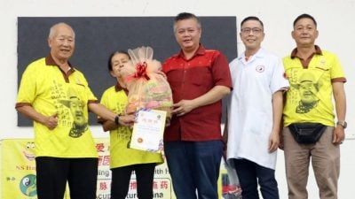 慈善组织合力举办中医义诊 为沉香居民“望闻问切”