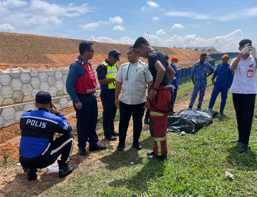 供星洲网:本田轿车失控坠落南北大道200公尺斜坡 22岁华青当场身亡