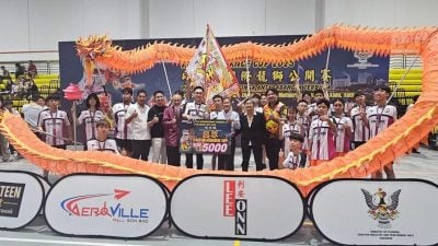 森九洲龙艺文艺协会闪耀砂州国际赛 夜光龙项目勇夺亚军