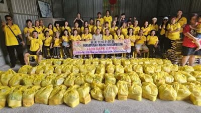 森美兰爱心团队64个月坚持不辍  每月200个家庭受惠