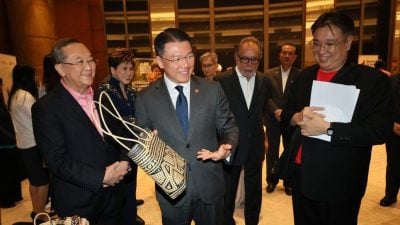 倪可敏：确保居者有其屋   明年6000万助穷人修屋