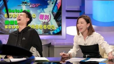 视频 | 偕黄宗泽主持《东张》 佘诗曼化身Man姐坐主播枱