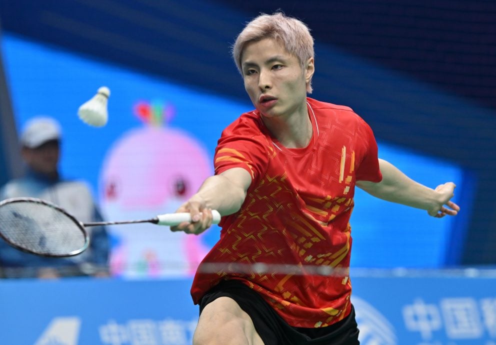 全运会羽球赛扭伤腿 石宇奇年终总决赛悬了