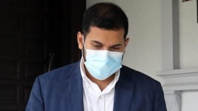 公司董事涉索贿500万案  明年1月15过堂