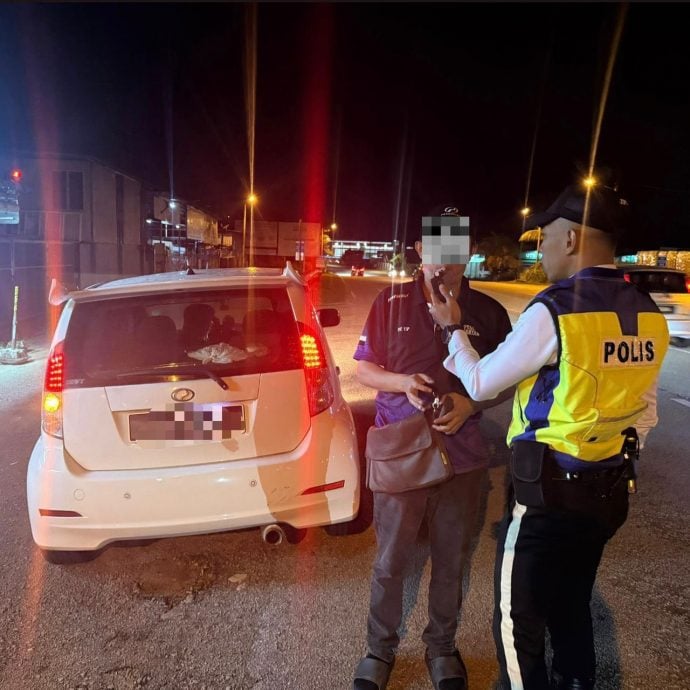 关丹交警“醉酒行动”捕一醉驾男子。