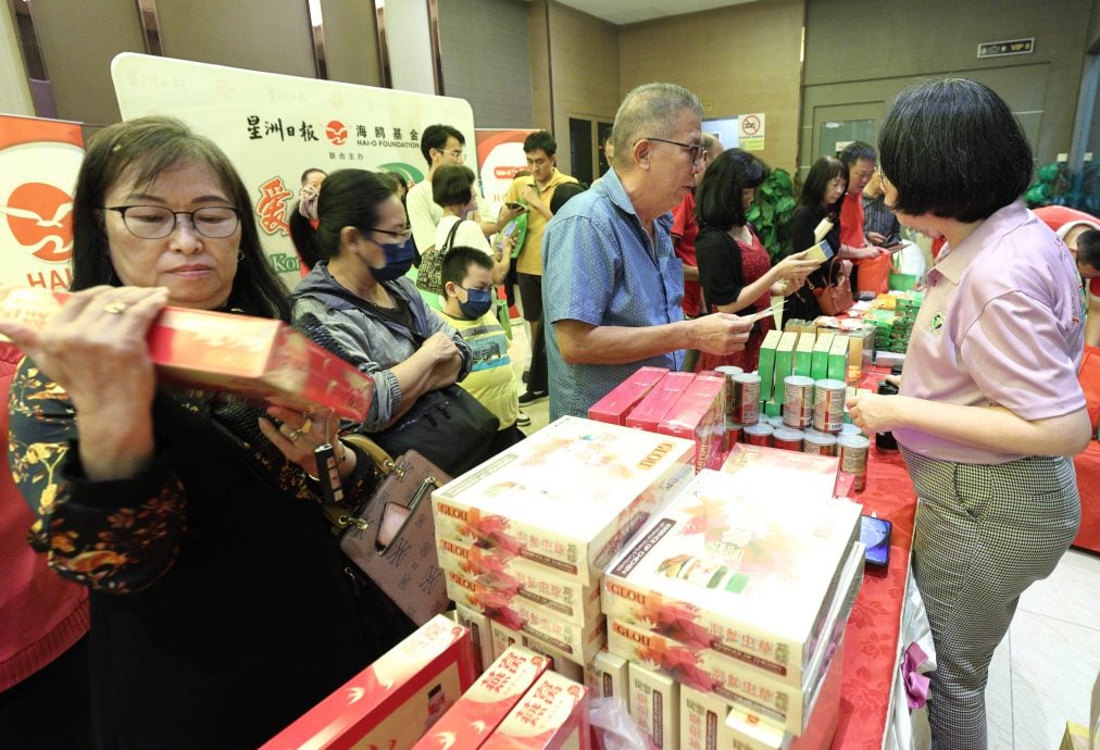 关丹站爱华教义演大获成功 经典名曲热舞扣人心弦