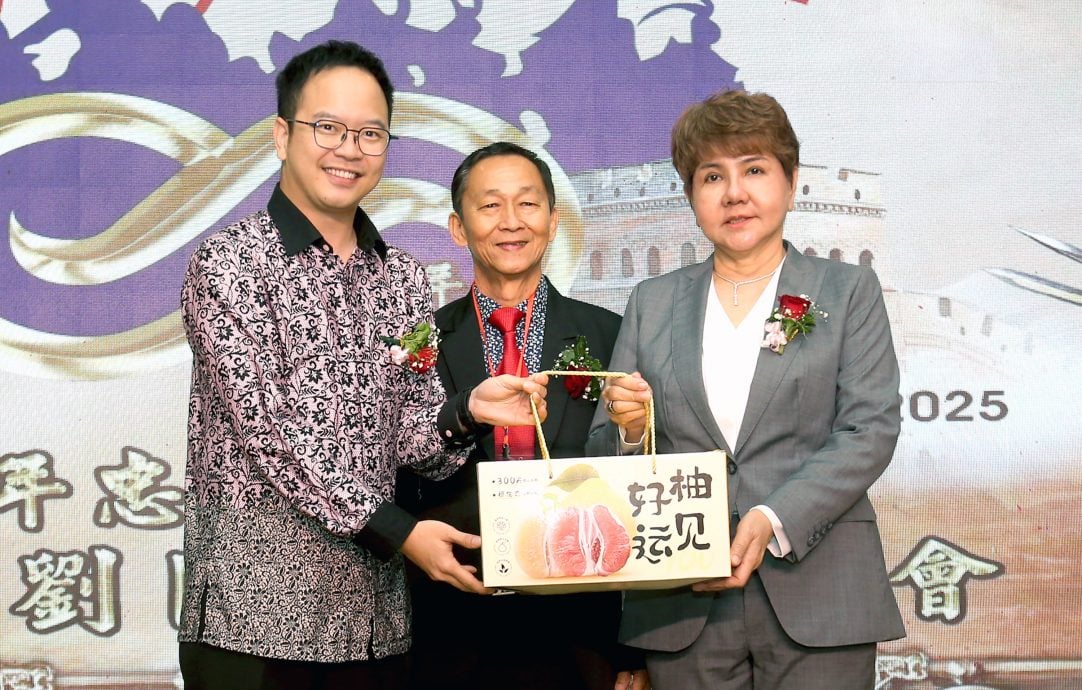 刘关张赵古城会宗亲共襄盛会 刘雪俪:百年传承忠义精神