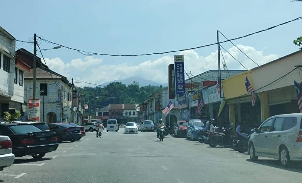 务边三地明制水 民众受促存水供应