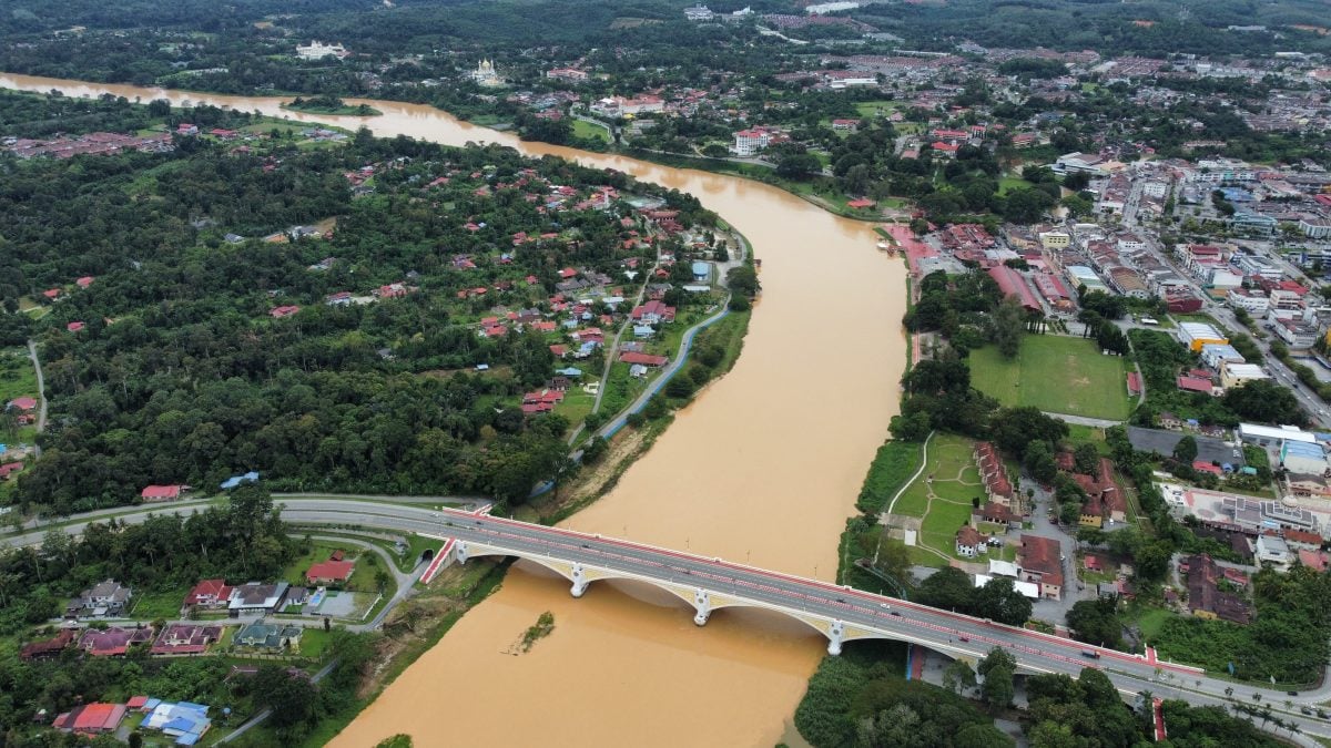 勿信泄洪谣传 阿兹祖:上霹水坝一切正常