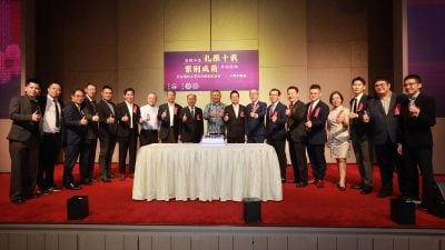 北京清华马校友会周年庆 | 欧阳玉靖：增进中马情谊 冀清华校友会当传播者